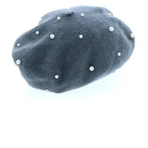 Elegant Gray Pearl-Embellished Beret